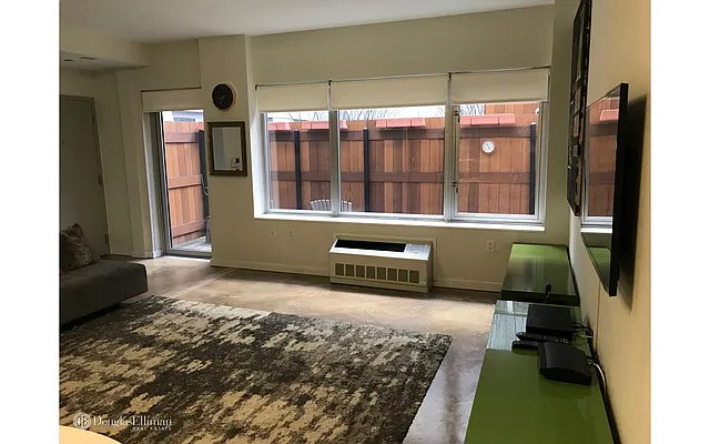 Rented by Douglas Elliman | media 15