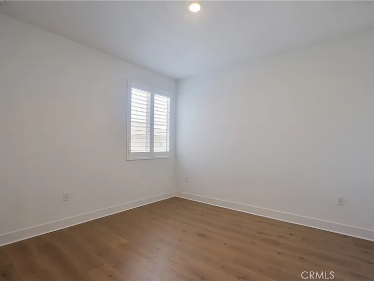 126 Carmine — Photo 26