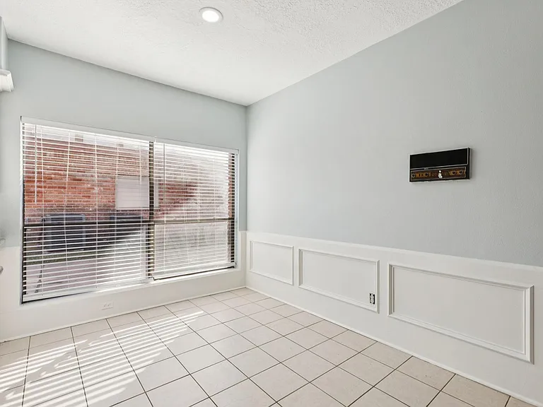 14819 Walbrook Dr — Photo 11