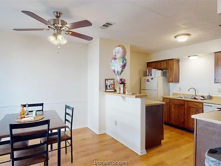 1005 Spring Loop #C — Photo 6