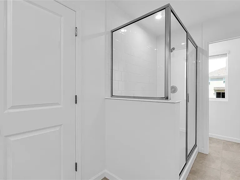 1100 Lakeshore Breeze Pl — Photo 14