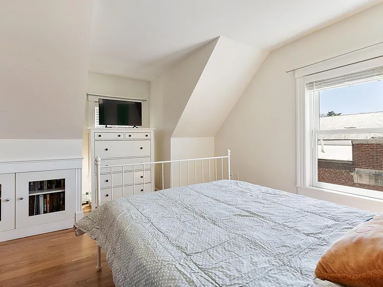 129 Washington St #129 — Photo 23