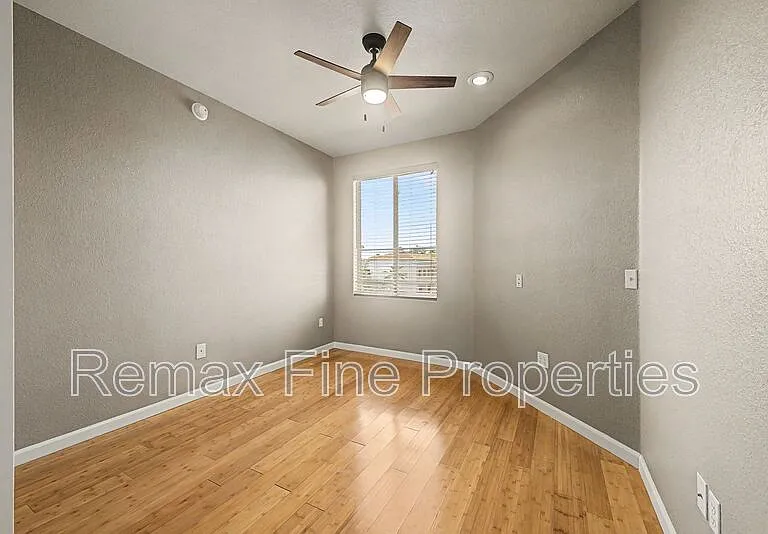 5303 N 7th St #324 — Photo 18