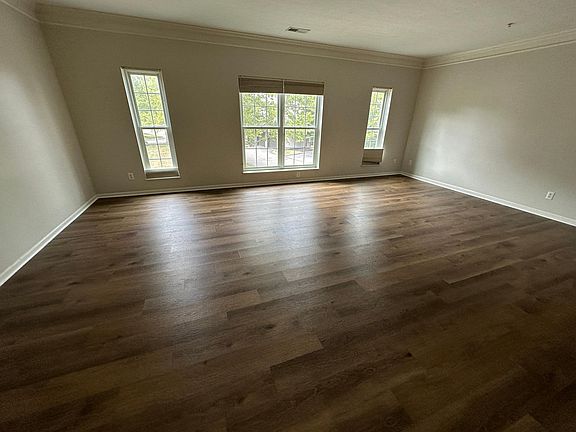 5th image of 6131 Craughwell Ln