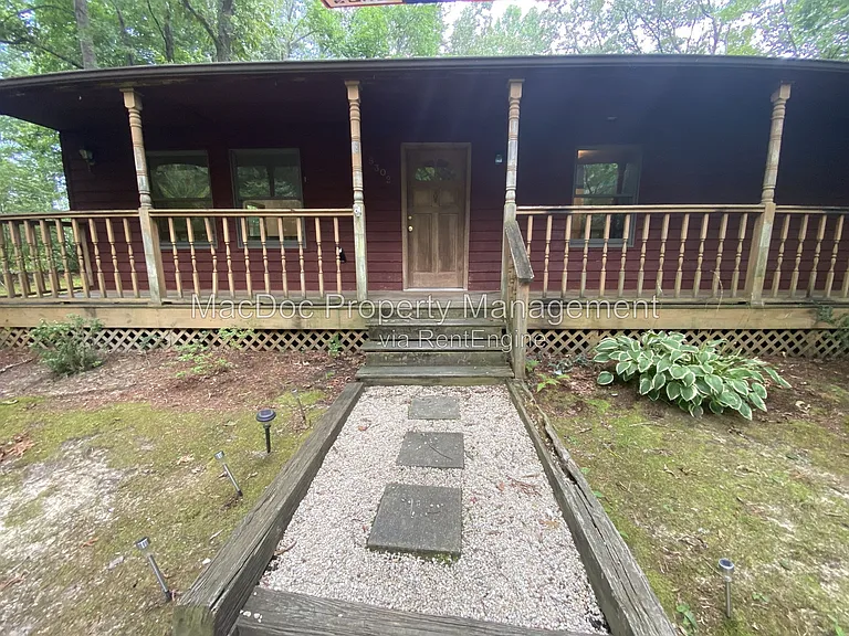 8302 Delegate Dr — Photo 2