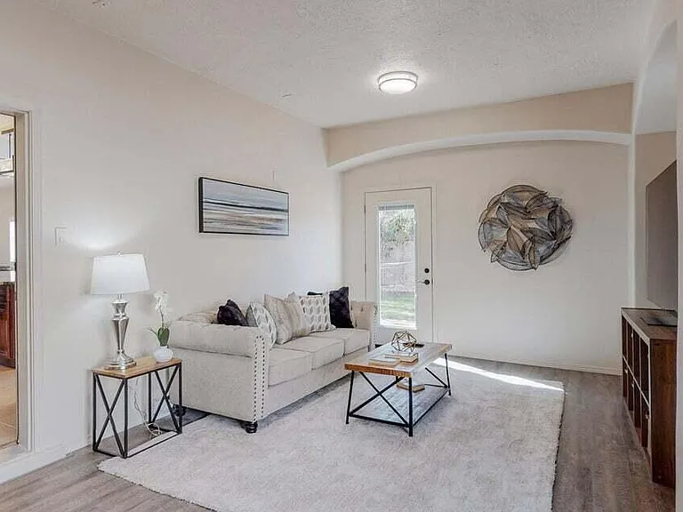 8804 Vallejo Pl NE — Photo 9