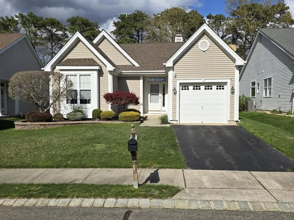 27 Jumping Brook Lane, Barnegat, NJ 08005