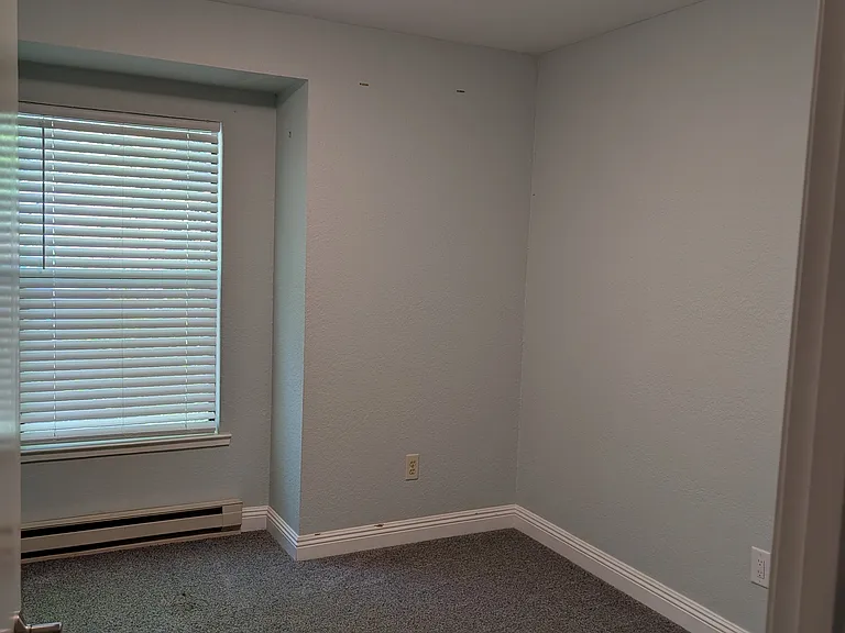 988 Manuel Rd — Photo 14