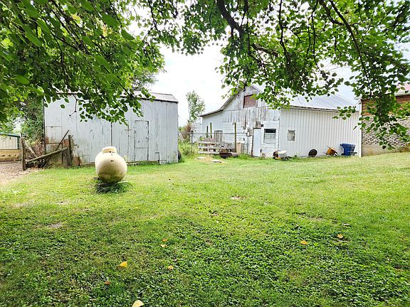 3rd image of 4124 S County Road 850 W