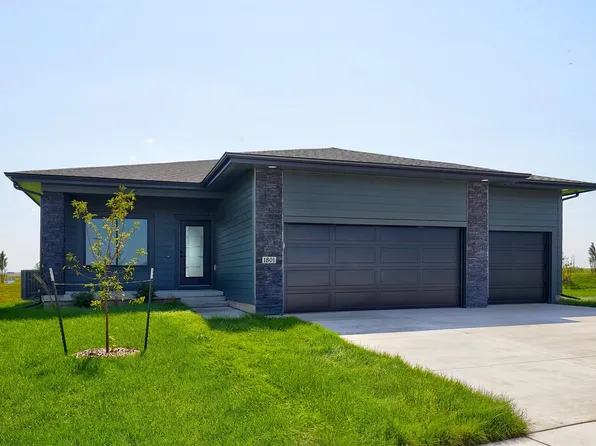 1801 SW Sienna Ct, Grimes, IA 50111
