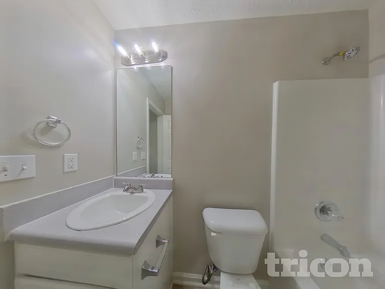 5733 Partin Ln — Photo 16