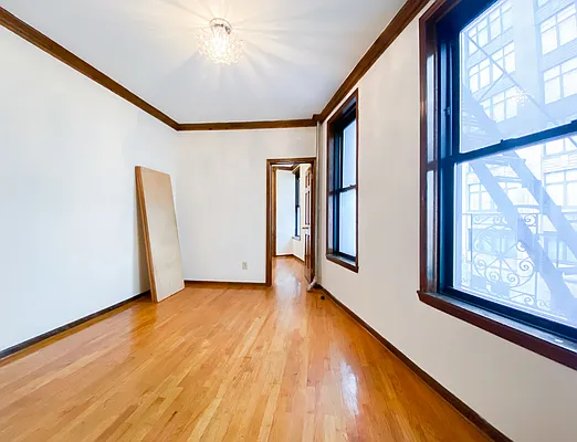 Rented by City Connections Realty | media 27