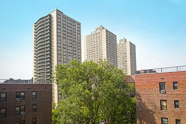 Rented by Nest Seekers International | media 8