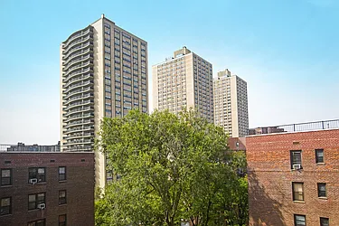 Rented by Nest Seekers International