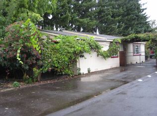 924 S 4th St, Cottage Grove, OR 97424