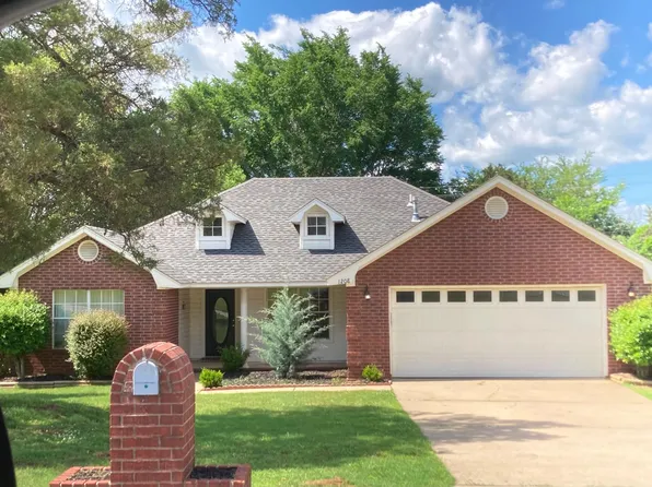 1208 Aspen Ave, Van Buren, AR 72956