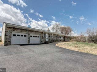 1577 Garnet Mine Rd, Garnet Valley, PA 19060