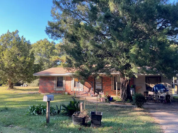 725 Richerson Rd, Laurel Hill, FL 32567