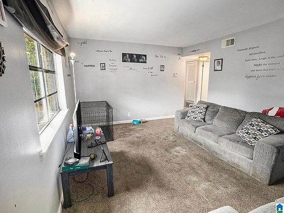4th image of 1113 Elm Ave