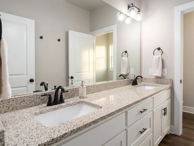 2053 Stillwell St — Photo 17