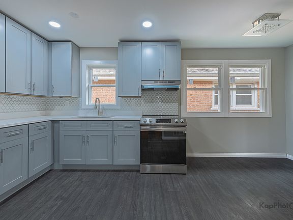 5th image of 11955 S Prairie Ave