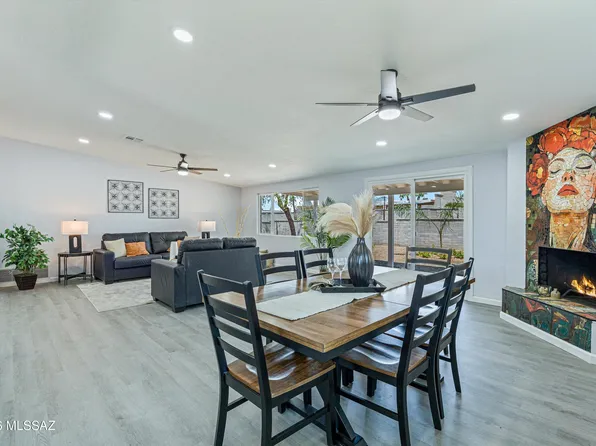 8957 E 25th St, Tucson, AZ 85710