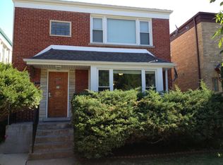 131 Custer Ave FL 1ST, Evanston, IL 60202