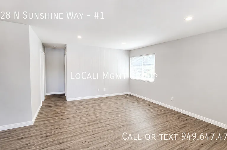 1328 N Sunshine Way #1 — Photo 2