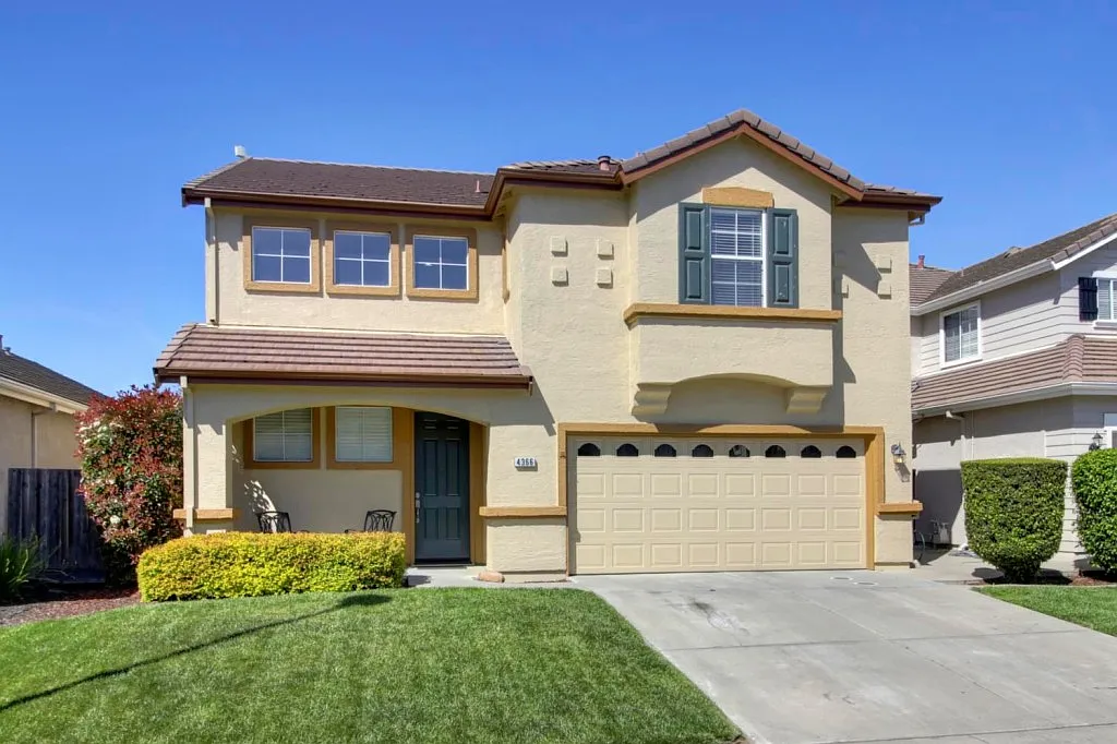 4366 Windsong St photo 1