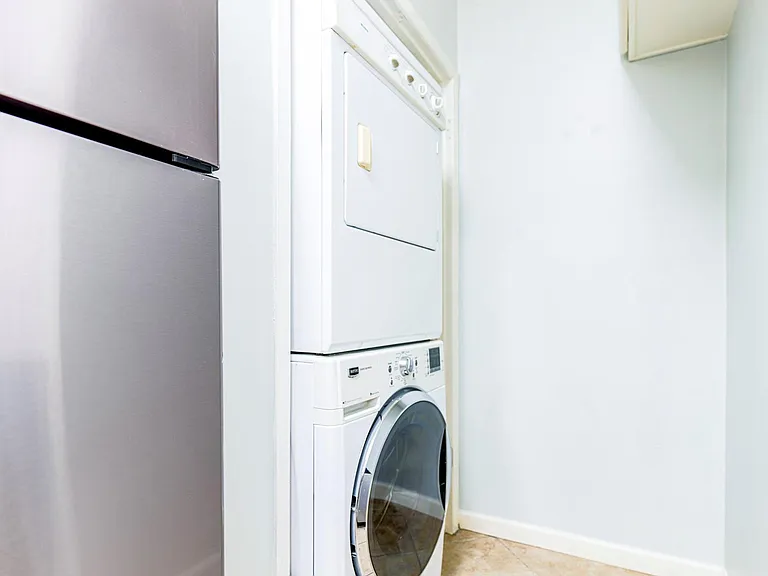 1818 Augusta Dr #27 — Photo 11