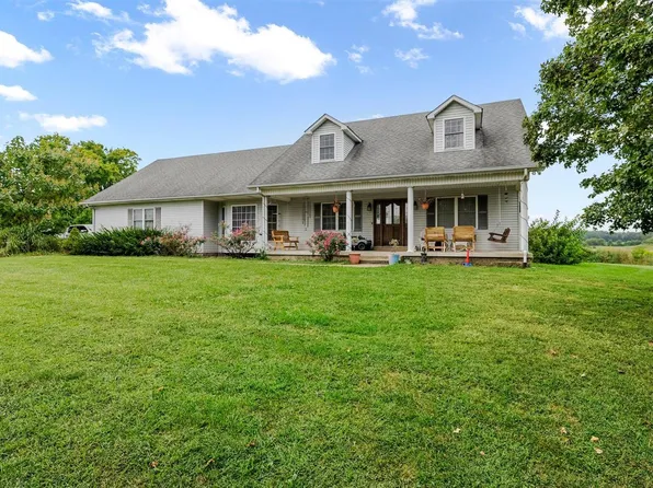 109 Old Horse Cave Rd, Cave City, KY 42127