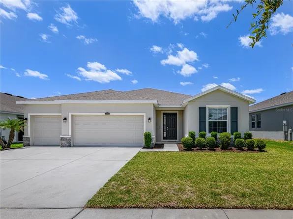 35820 Iron Redding Ct, Zephyrhills, FL 33541