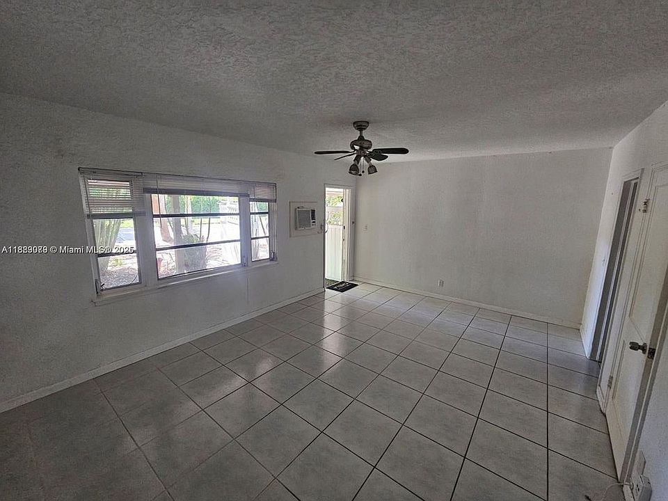 1st image of 1219 NE 6th St #1