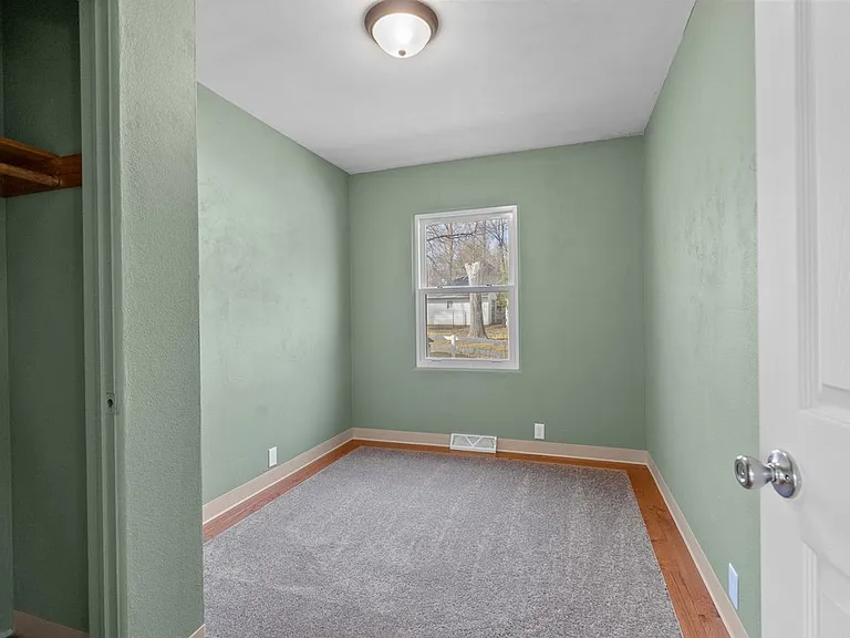 3022 Cottonwood Ln — Photo 15