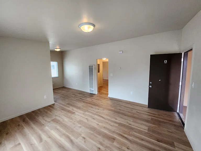 805 Sharmon Palms Ln #B — Photo 6