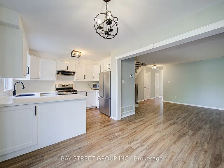 1833 Hobson Dr — Photo 17