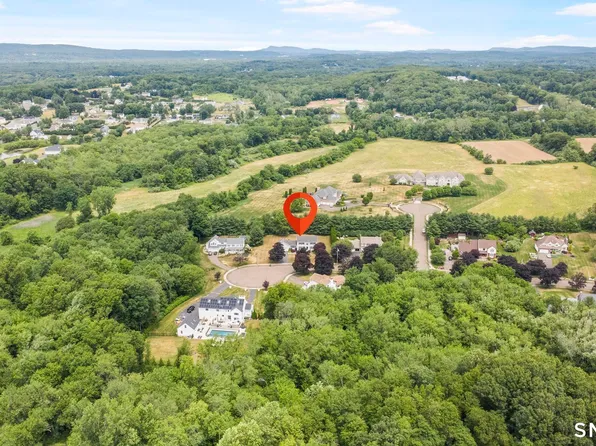 32 Justine Drive, North Haven, CT 06473