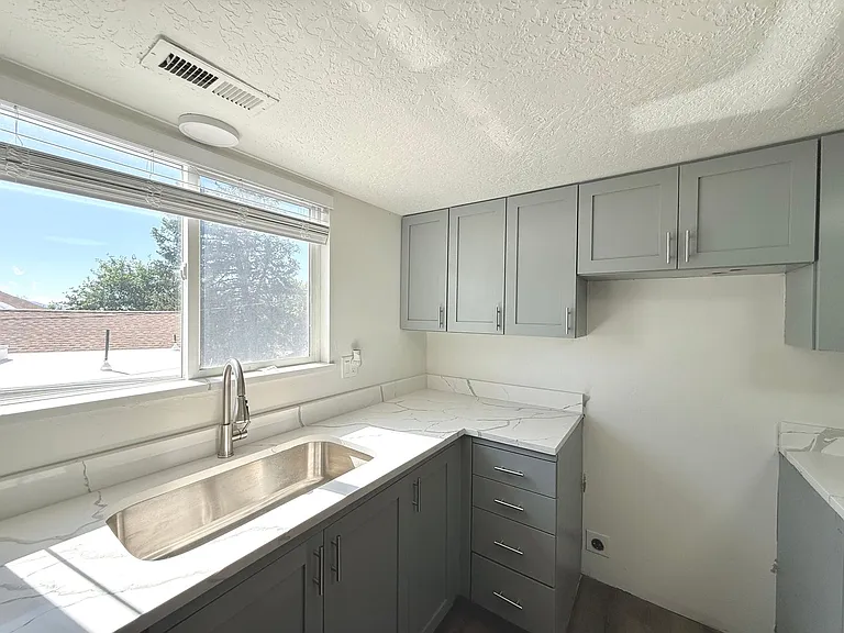 3053 E Branch Dr — Photo 21
