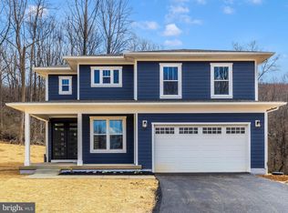 8221 Hollow Rd, Middletown, MD 21769