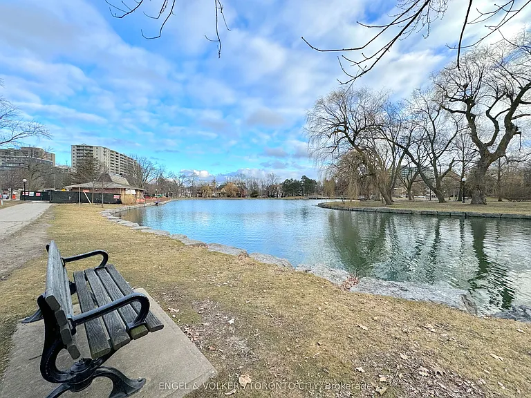 60 Frederick St #2605 — Photo 32