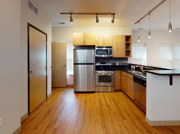 Cluster: 1011 & 1015 4th St SE