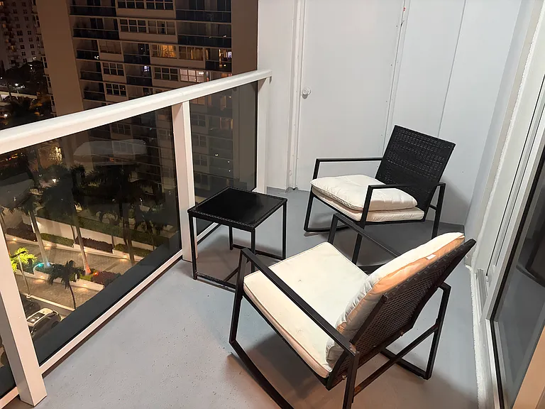 1904 S Ocean Dr #1107 — Photo 15