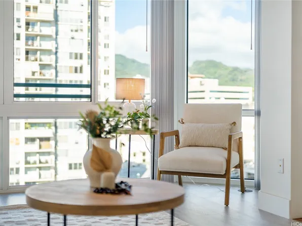 801 S King St APT 1208, Honolulu, HI 96813