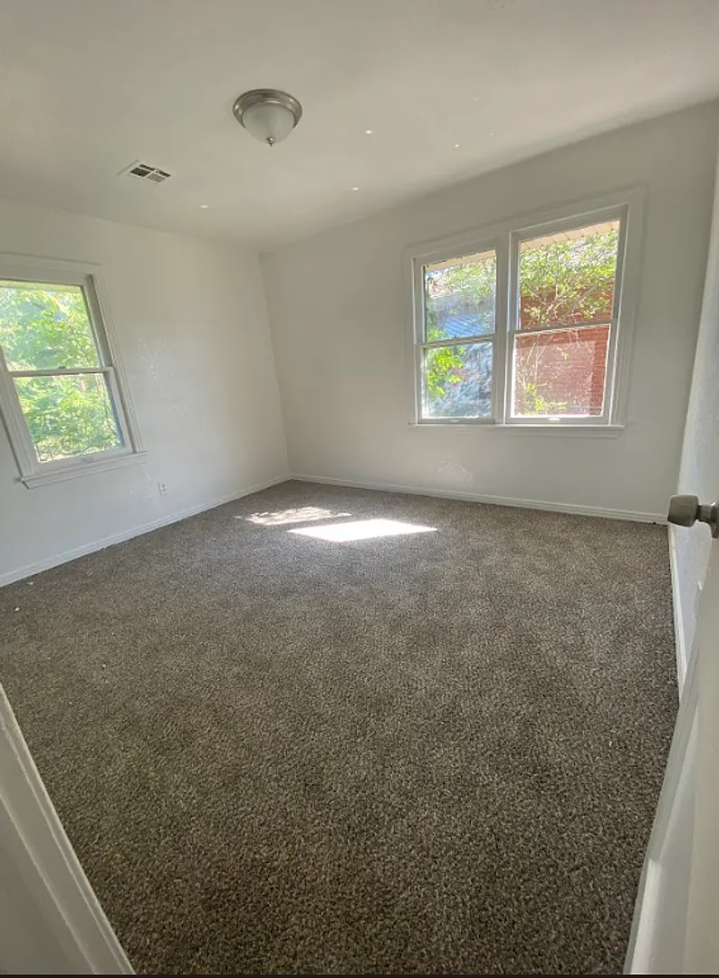 3 Bedroom Home For Rent In Nw Okc! — Photo 1