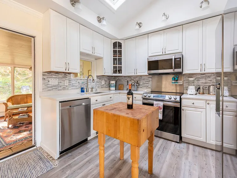 21 Barrett Pond Rd — Photo 5