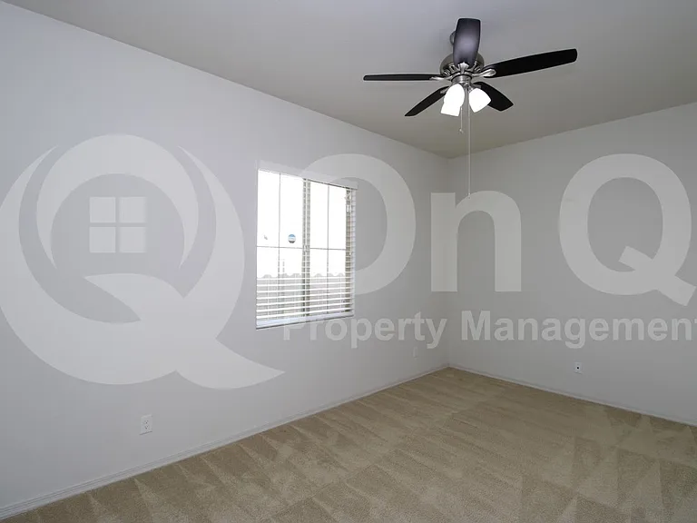 1863 E Canyon Way — Photo 15