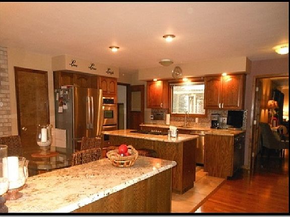 4th image of 8N486 S McLean Blvd