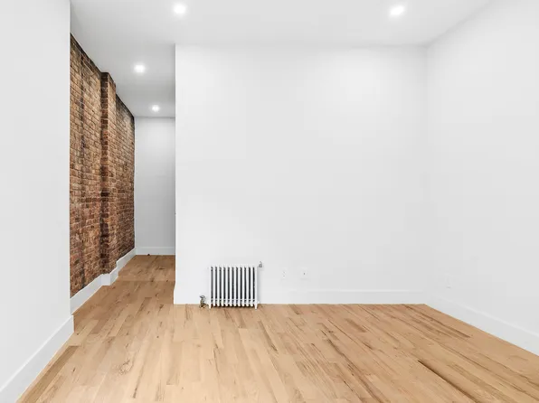 204 West 96th Street image 2 of 6