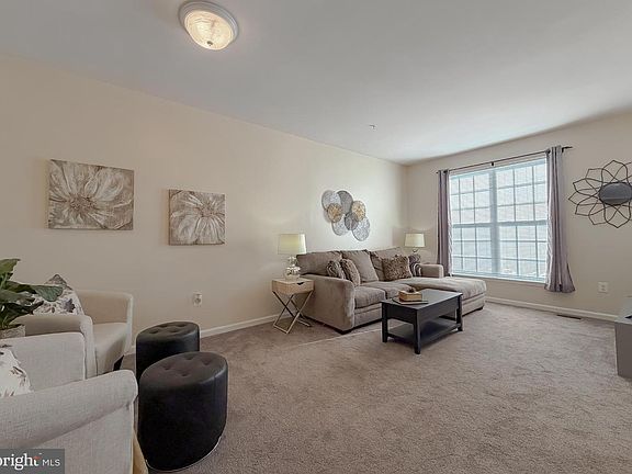 3rd image of 46014 Saltmarsh Dr