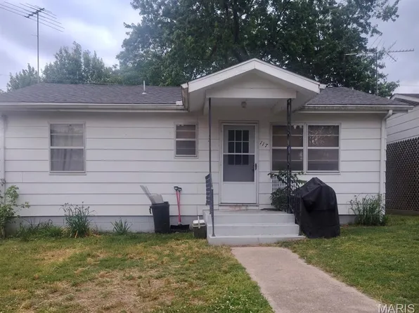 117 S Blair St, Advance, MO 63730